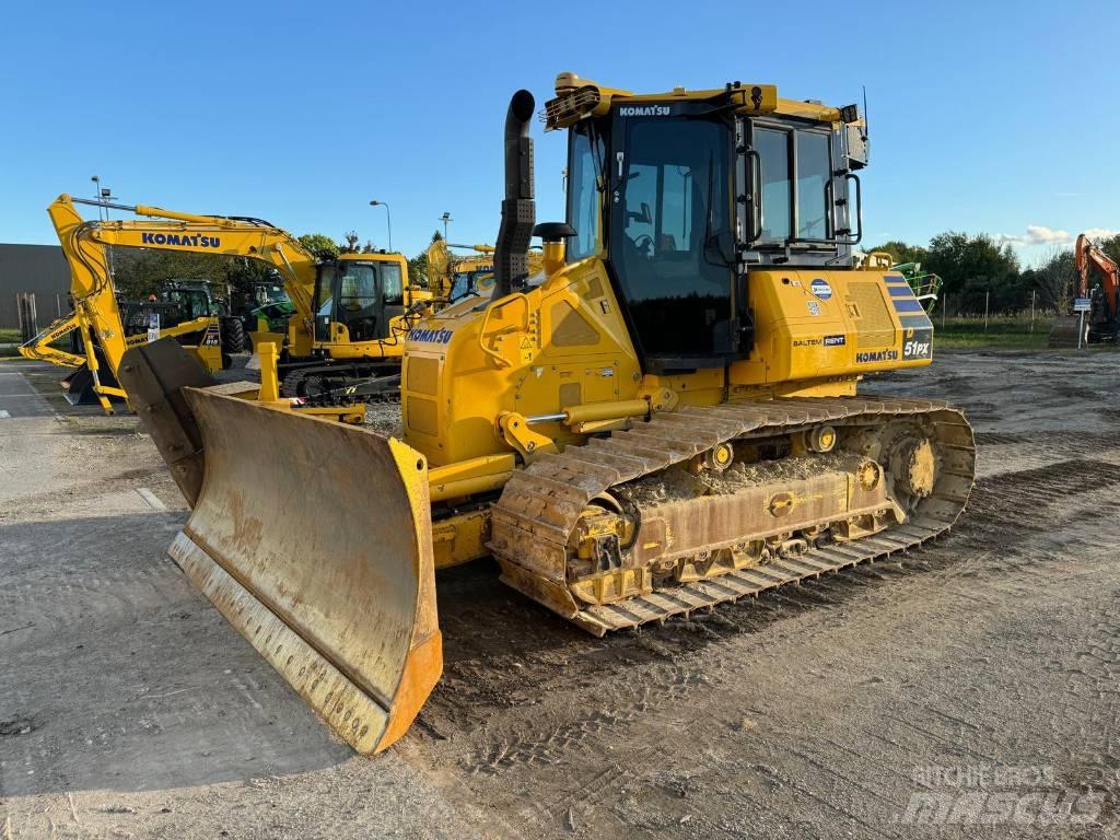 Komatsu D51PX-24E0 Pásové dozery