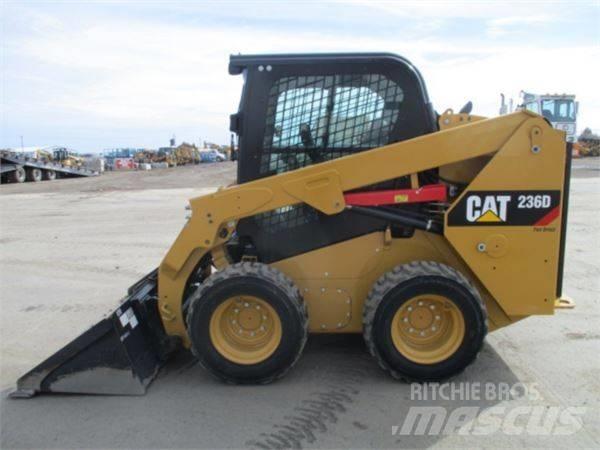 CAT 236 D Smykem řízené nakladače