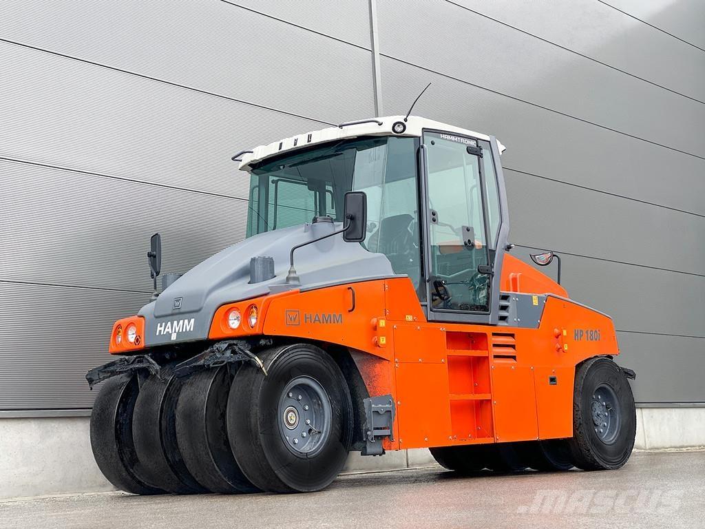 Hamm HP 180I Pneumatikové válce