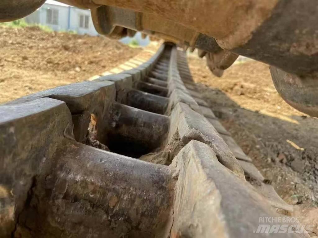 Doosan DH 370 Pásová rýpadla