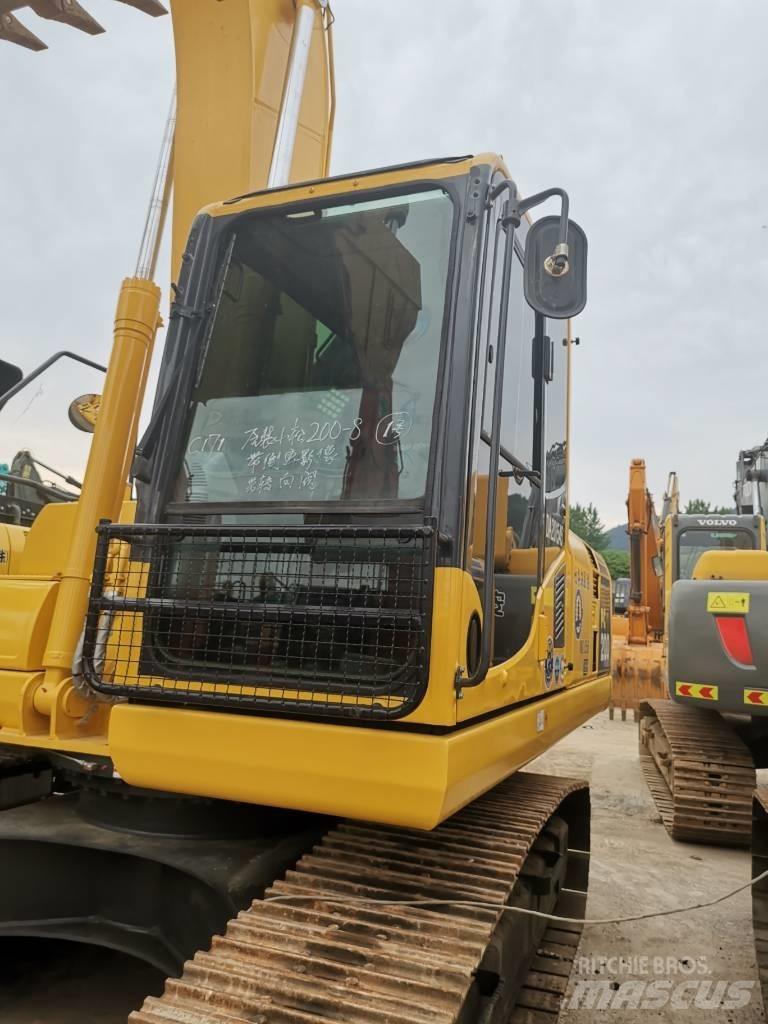 Komatsu PC 200 LC-8 Pásová rýpadla
