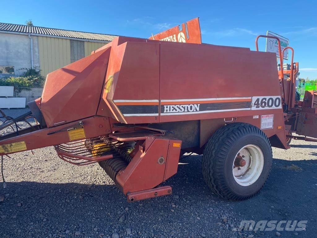 Hesston 4600 Lis na hranaté balíky