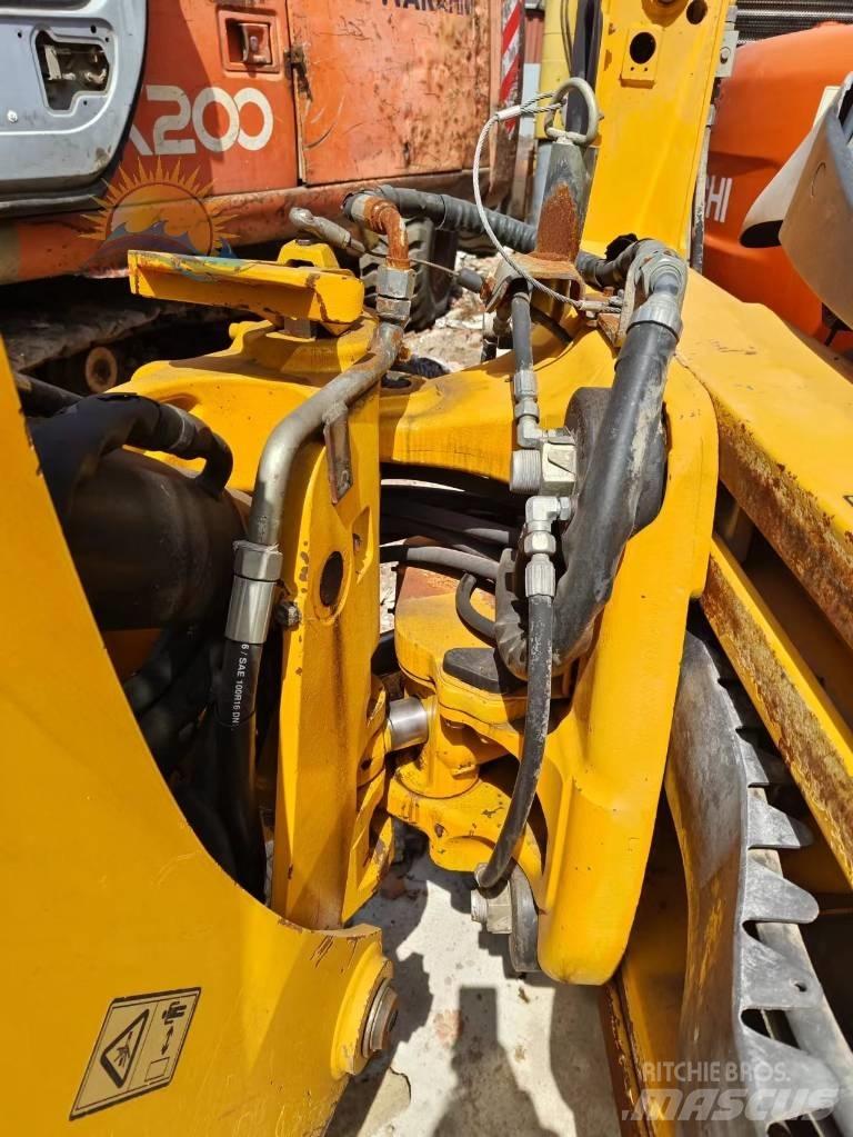 JCB 3CX Rýpadlo-nakladače
