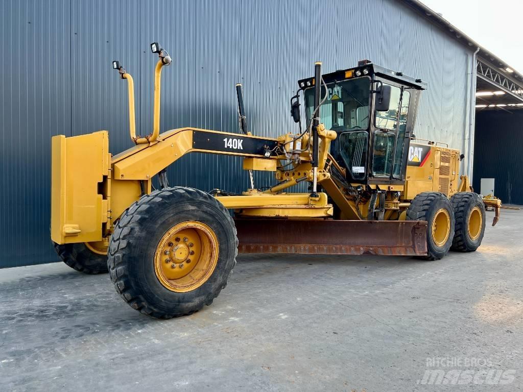 CAT 140K Grejdry
