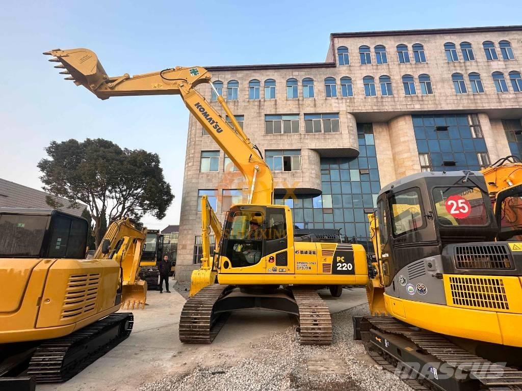 Komatsu PC 220-8 Pásová rýpadla