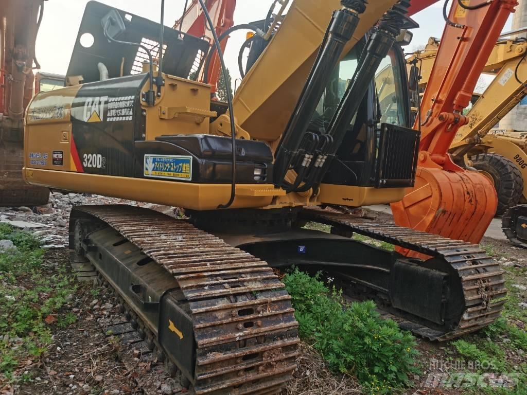 CAT 320 D2 Pásová rýpadla