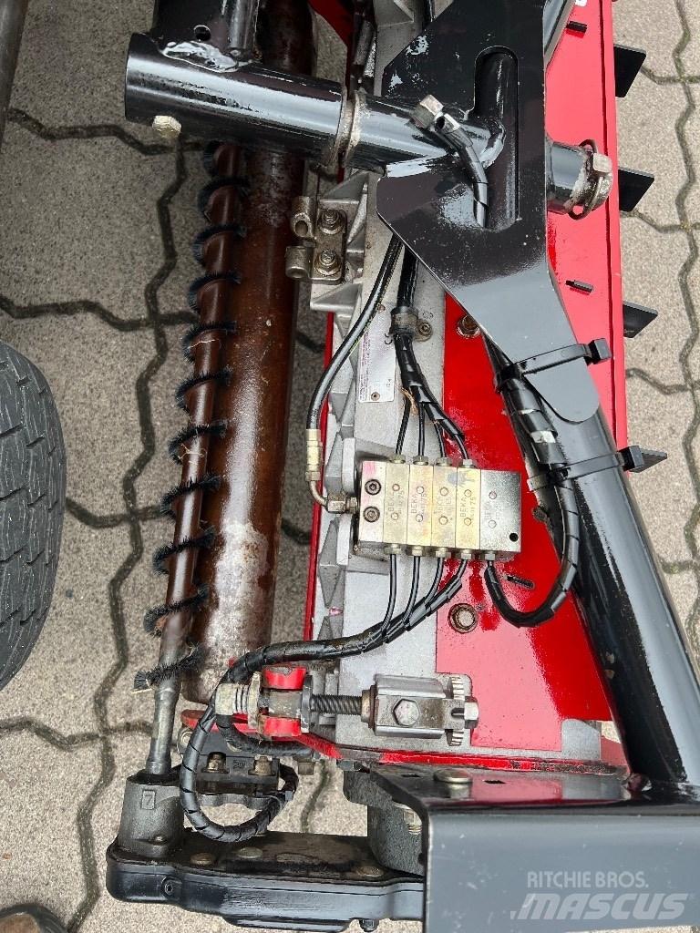 Toro Reelmaster3100D Sekačky se stojící obsluhou