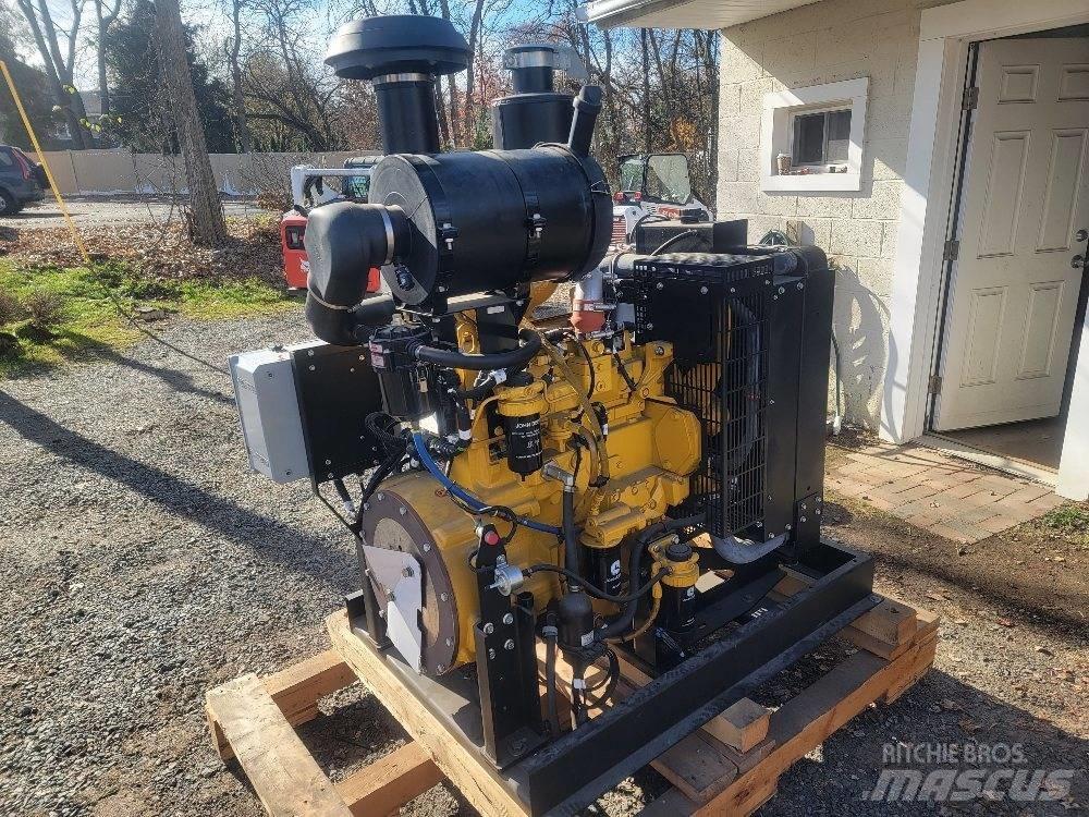 John Deere 4054 Další