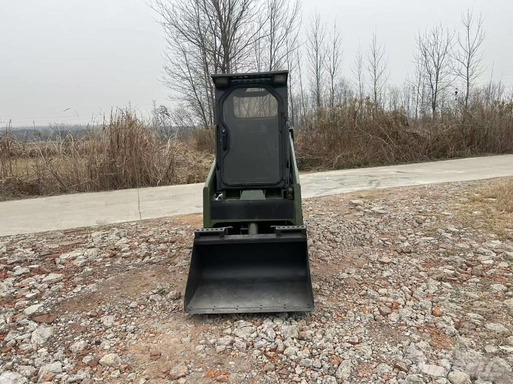 Bobcat S 70 Smykem řízené nakladače