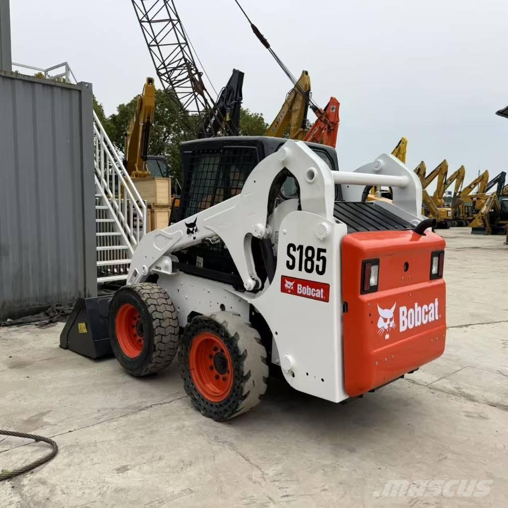 Bobcat S 185 Smykem řízené nakladače