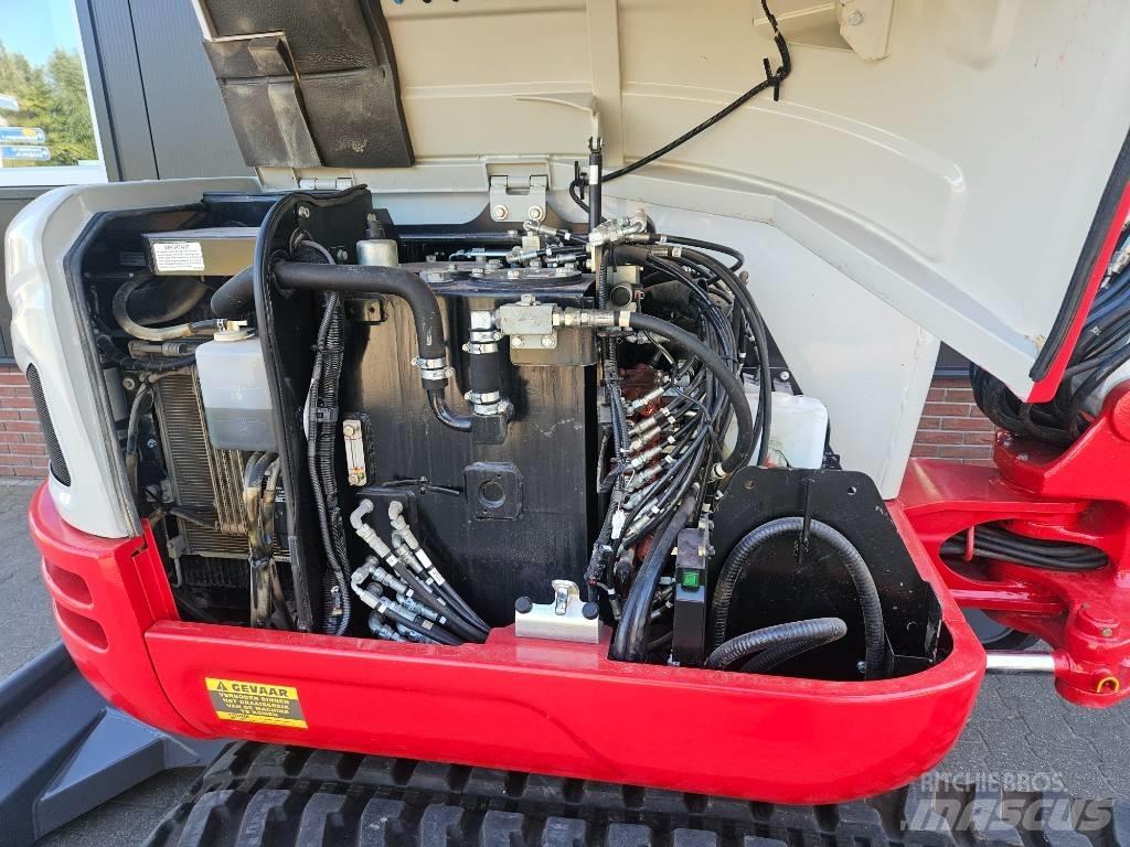 Takeuchi TB 240 Mini rýpadla < 7t