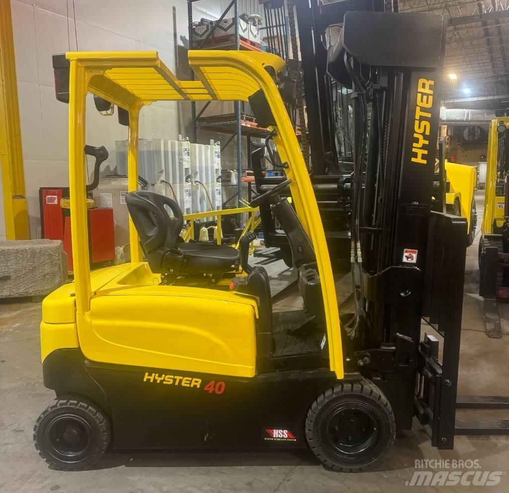Hyster J40XN Akumulátorové vozíky
