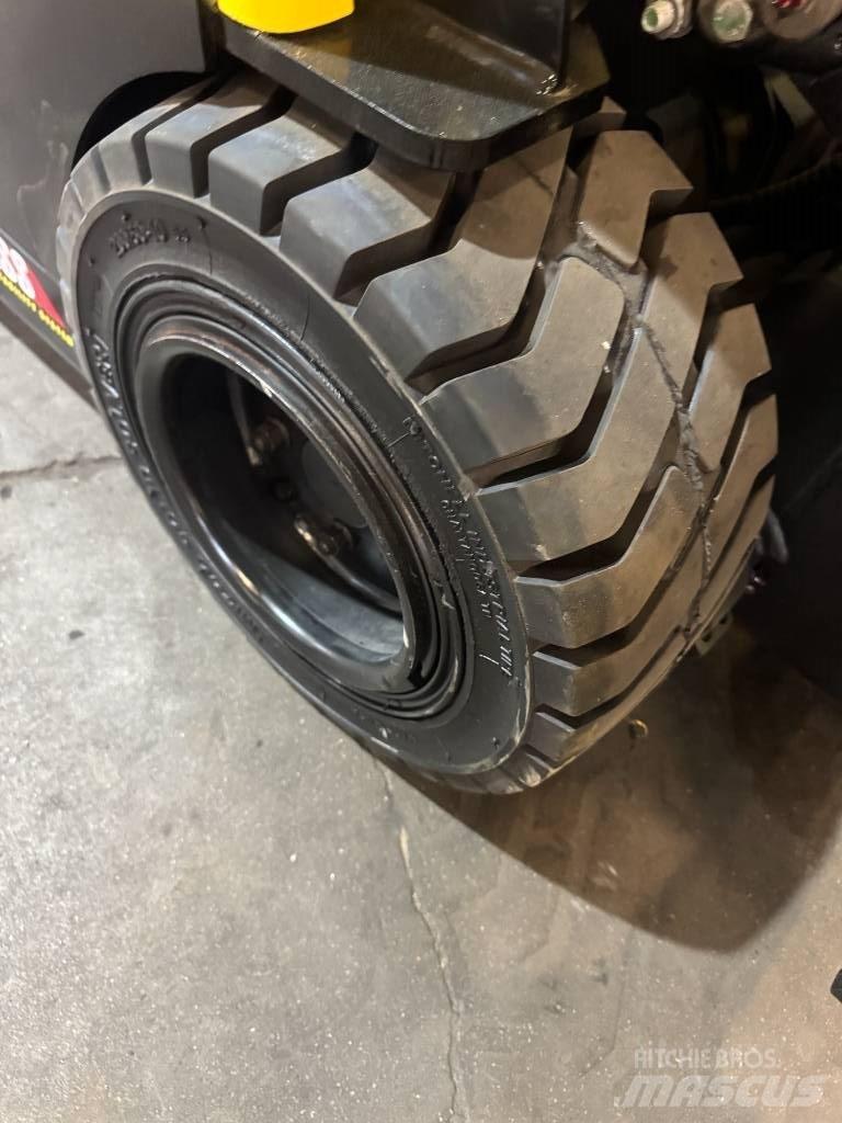Hyster J40XN Akumulátorové vozíky