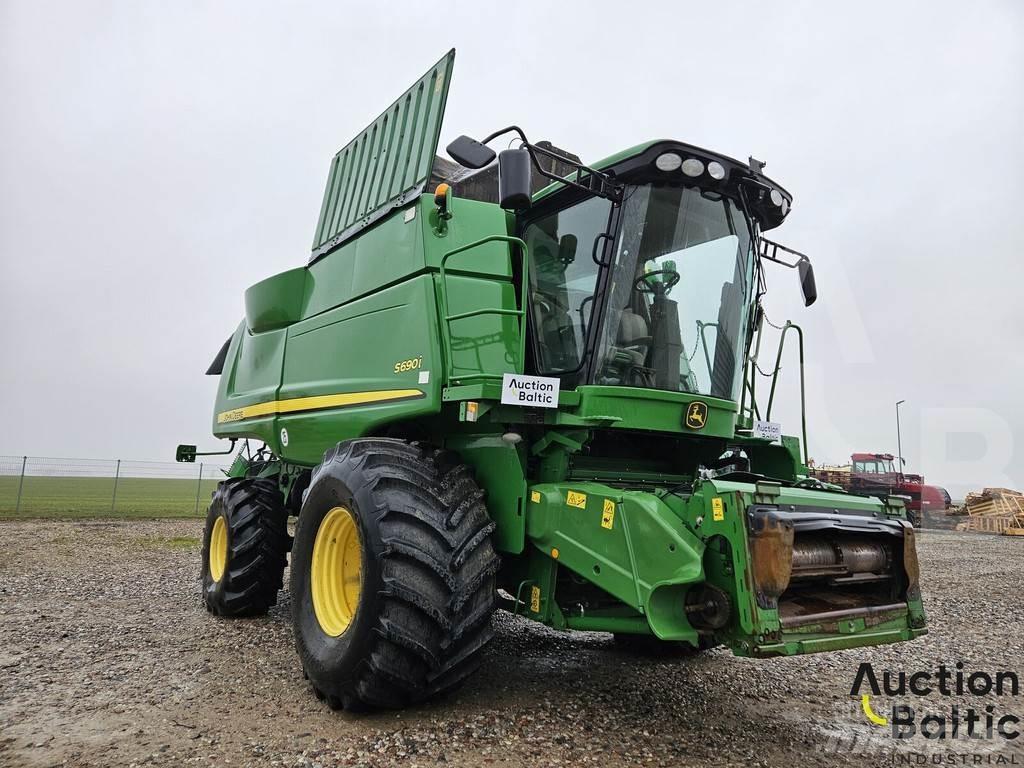 John Deere S 690 i Sklízecí mlátičky