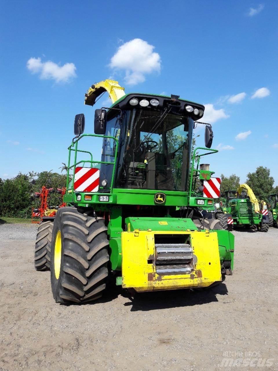 John Deere 7350 Samojízdné sekačky