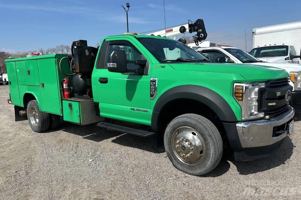 Ford F 450 XL SD Cisternové vozy