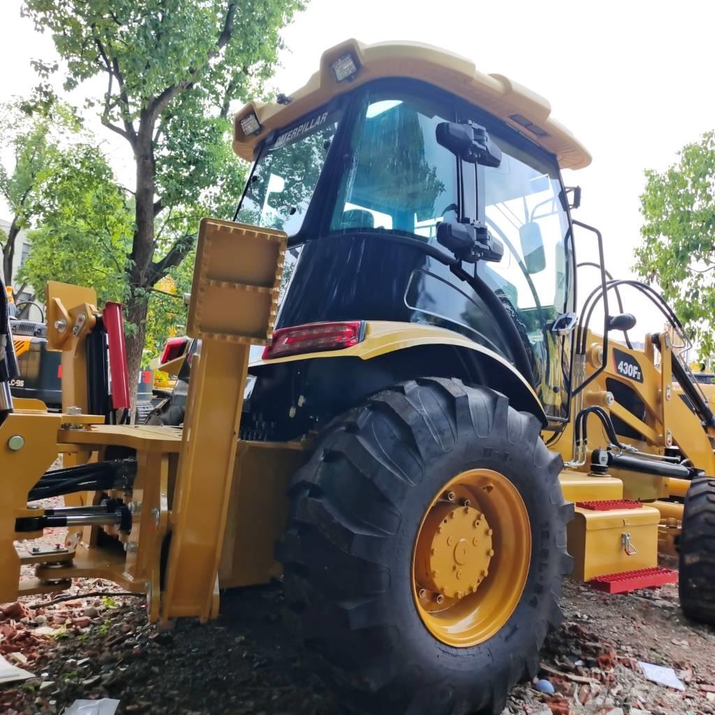 CAT 420 F Rýpadlo-nakladače