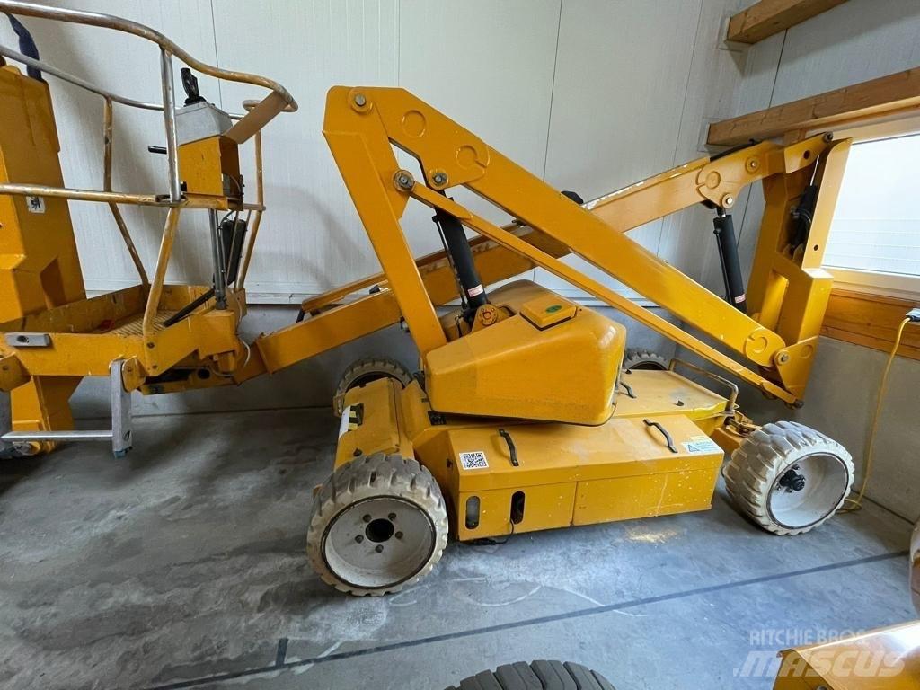 UpRight AB38N / defect Kloubové plošiny
