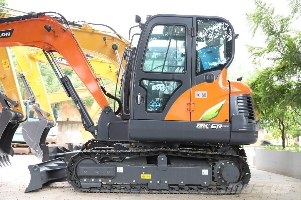 Develon DX 60 E-10 N Kolová rýpadla
