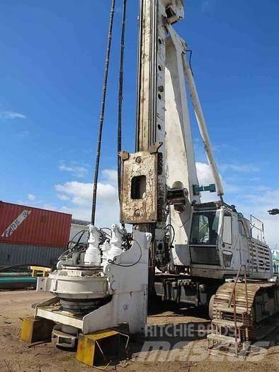 Casagrande C800DH Povrchové vrtací stroje