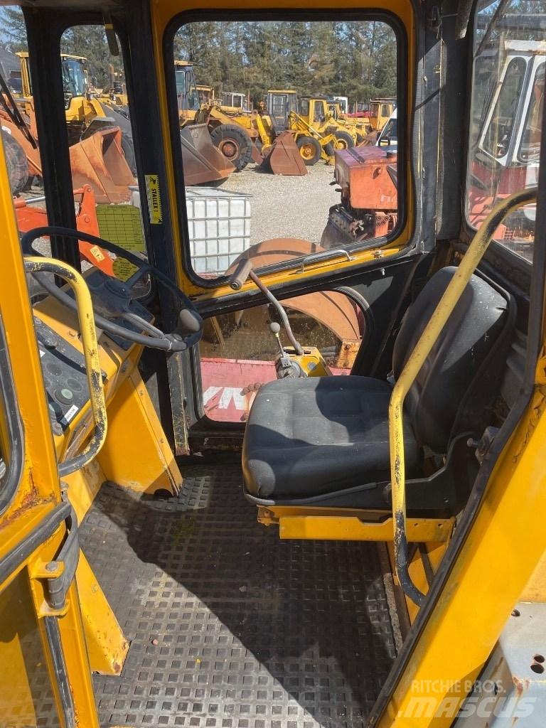 Bomag BW172 Tahačové válce