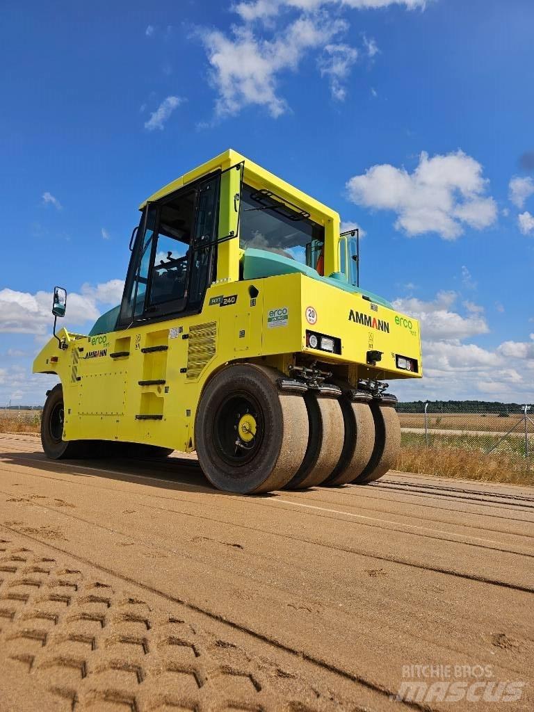 Ammann ART 240 Pneumatikové válce