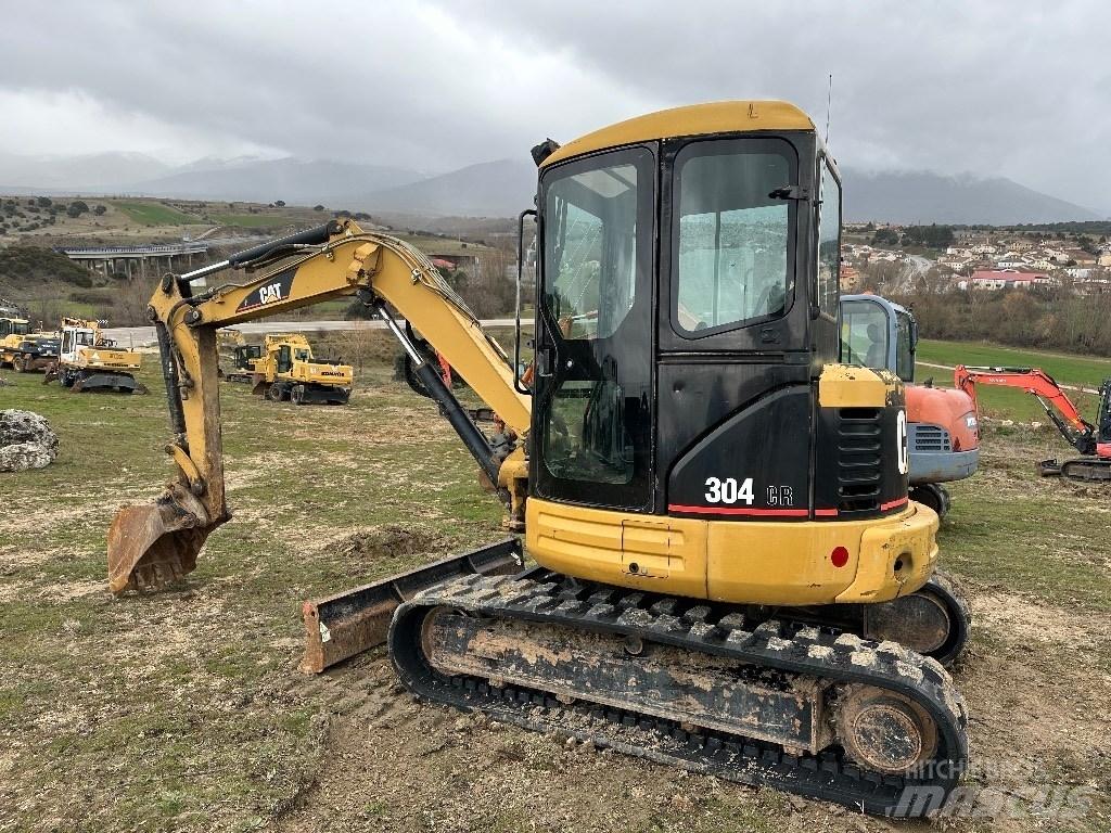 CAT 304 CR Mini rýpadla < 7t