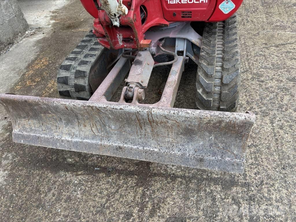 Takeuchi TB 230 Mini rýpadla < 7t
