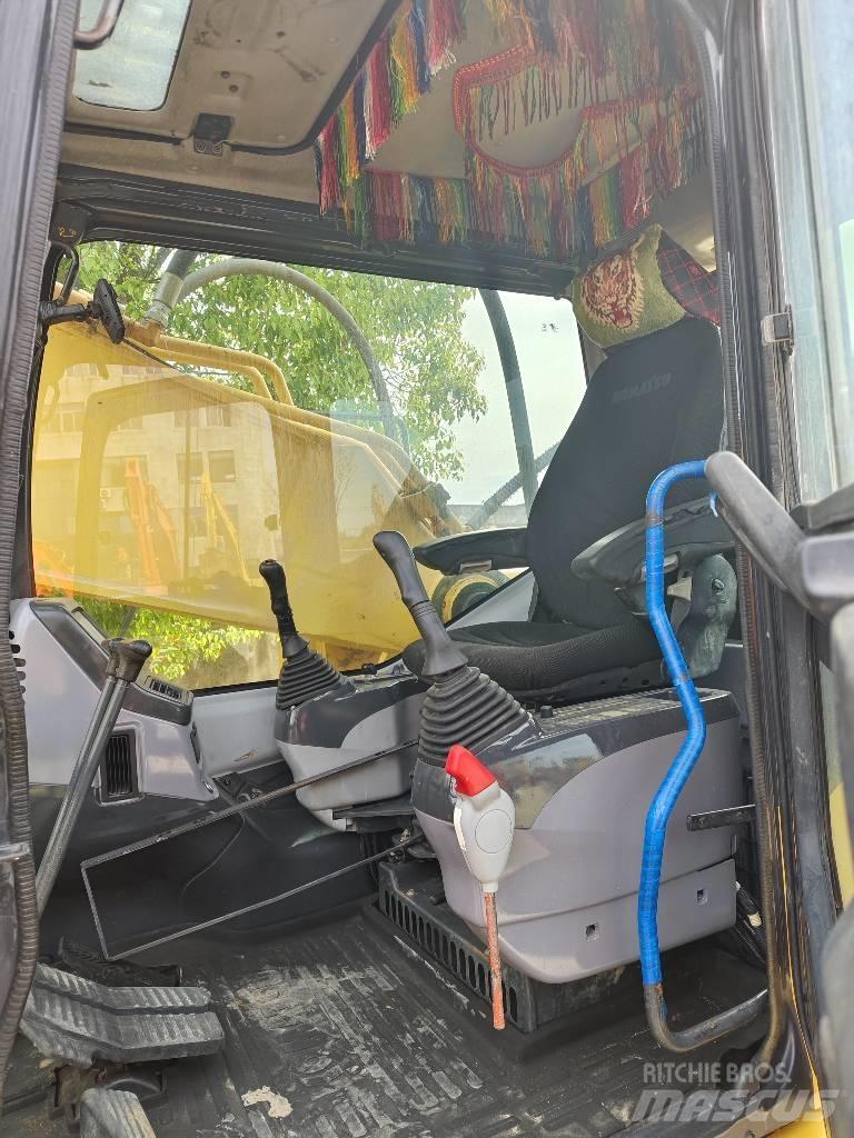 Komatsu PC 400-7 Pásová rýpadla