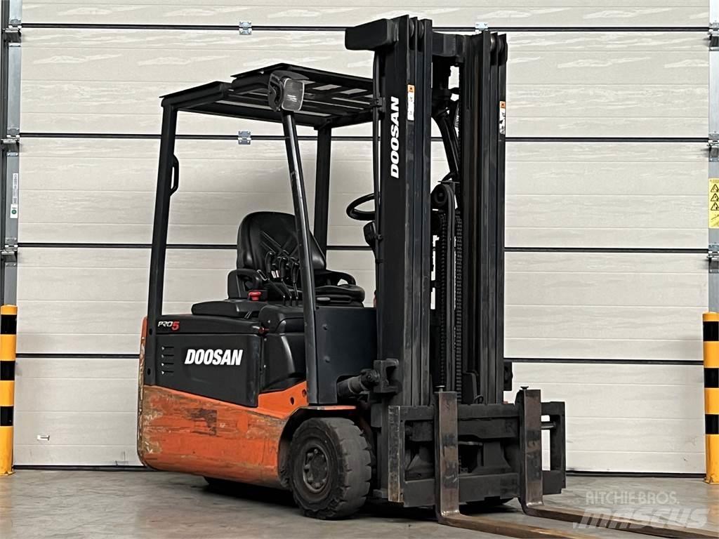 Doosan B18T-5 Akumulátorové vozíky