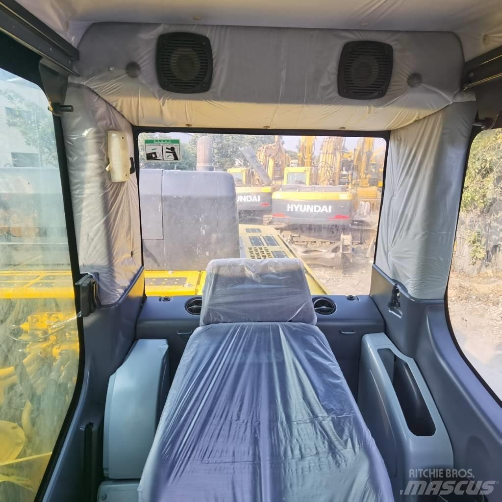 Komatsu PC400-8 Pásová rýpadla