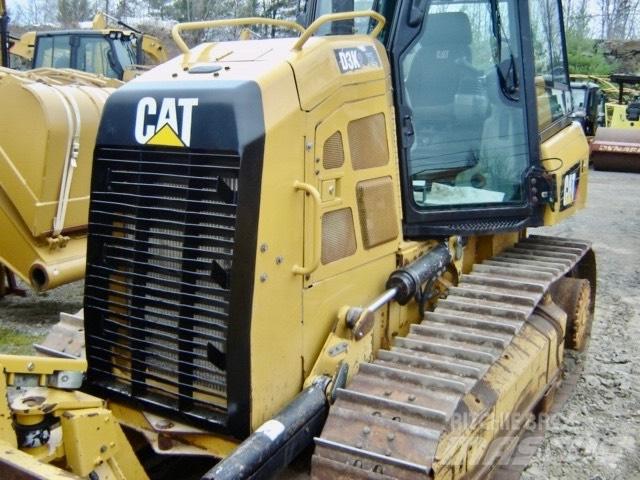CAT D 3 K 2 XL Pásové dozery