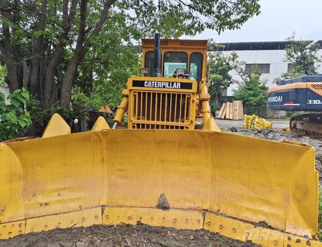 CAT D 7 G Pásové dozery