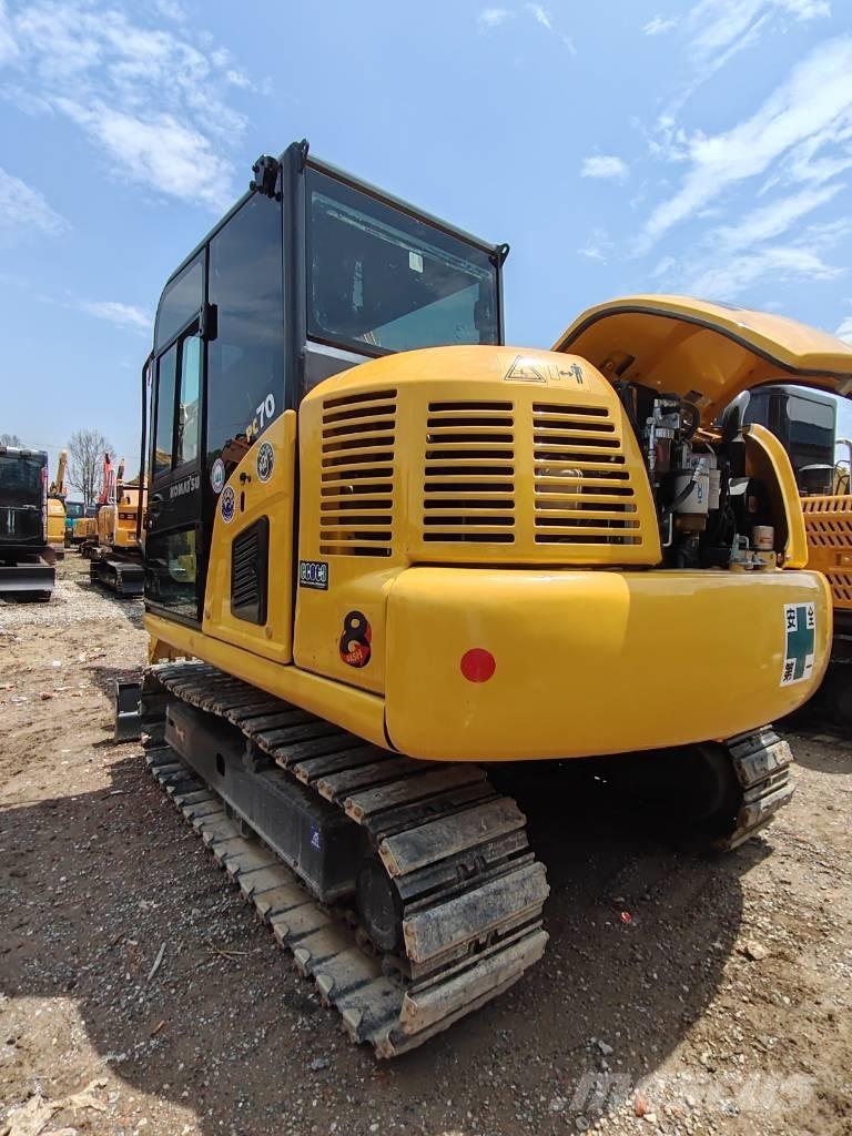 Komatsu PC 70 Pásová rýpadla