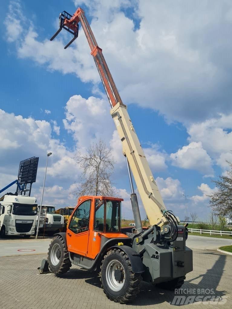 JLG 4013 Teleskopické manipulátory