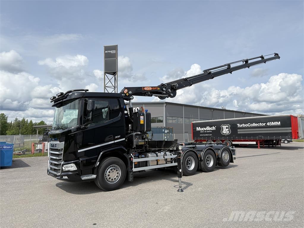 DAF XF 530 FAW 8X4 Autojeřáby, hydraulické ruky