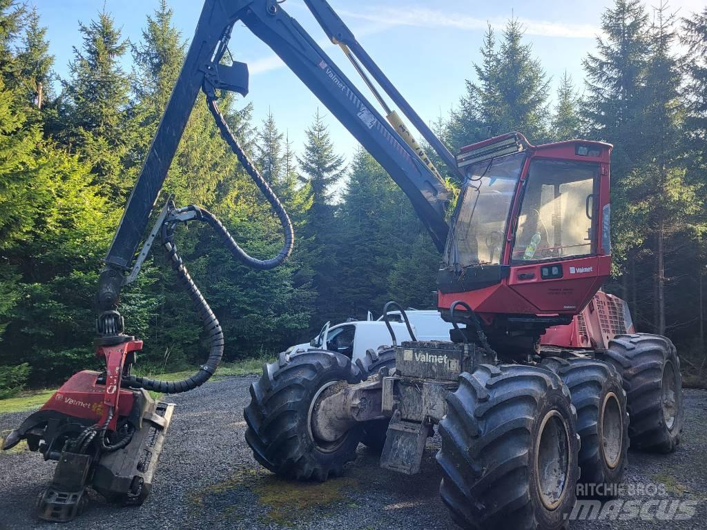 Komatsu 911.4 Harvestory