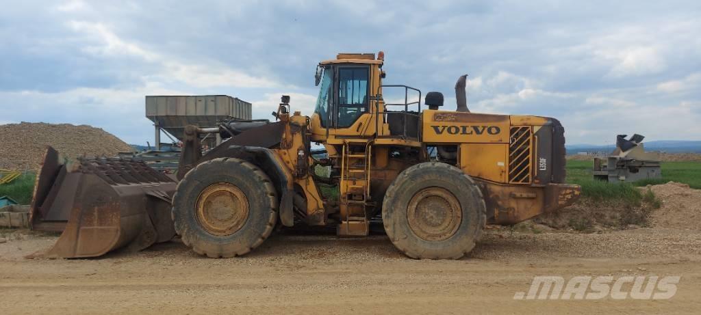Volvo L 350 F Kolové nakladače