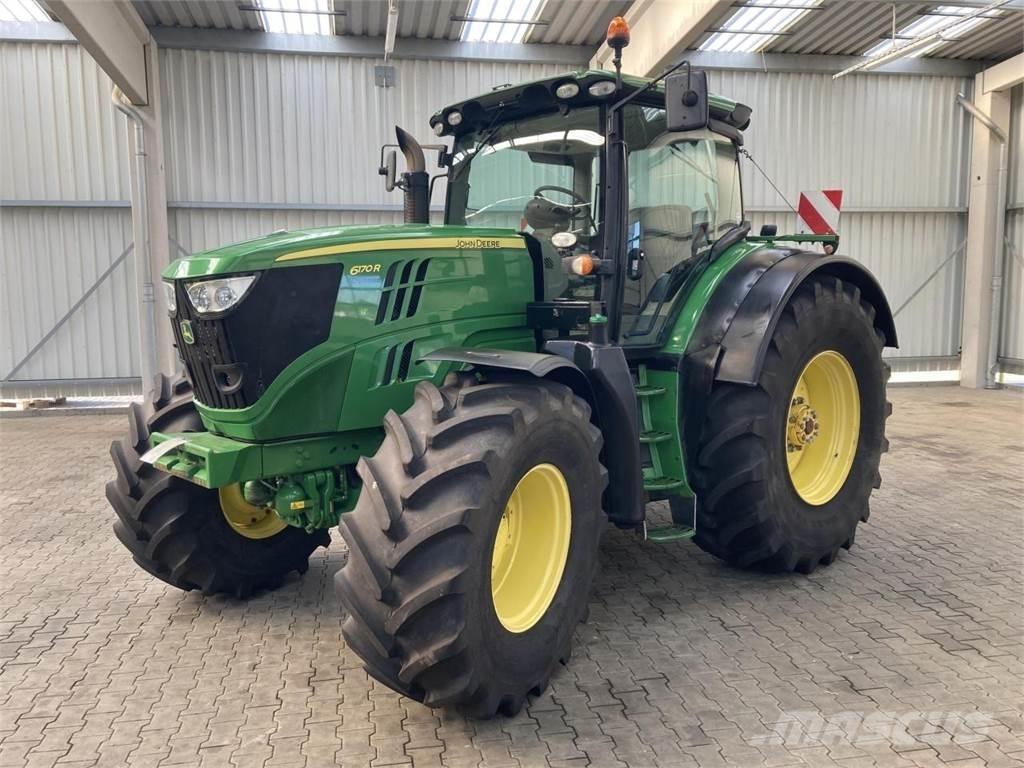 John Deere 6170R Traktory