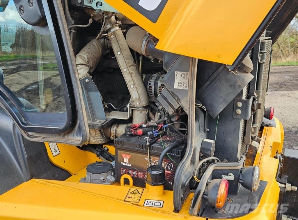 JCB TM 320 S Teleskopické nakladače pro zemědělství