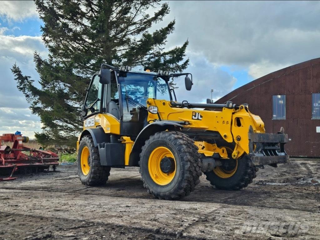 JCB TM 320 S Teleskopické nakladače pro zemědělství