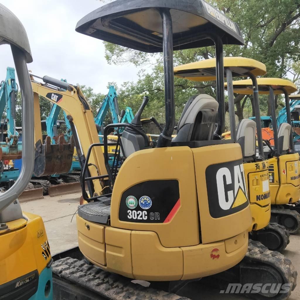 CAT 302CR Mini rýpadla < 7t