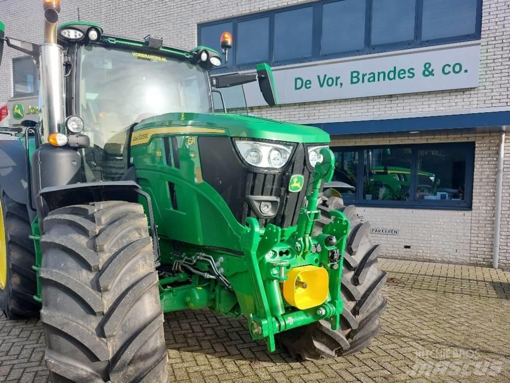 John Deere 6R185 Traktory