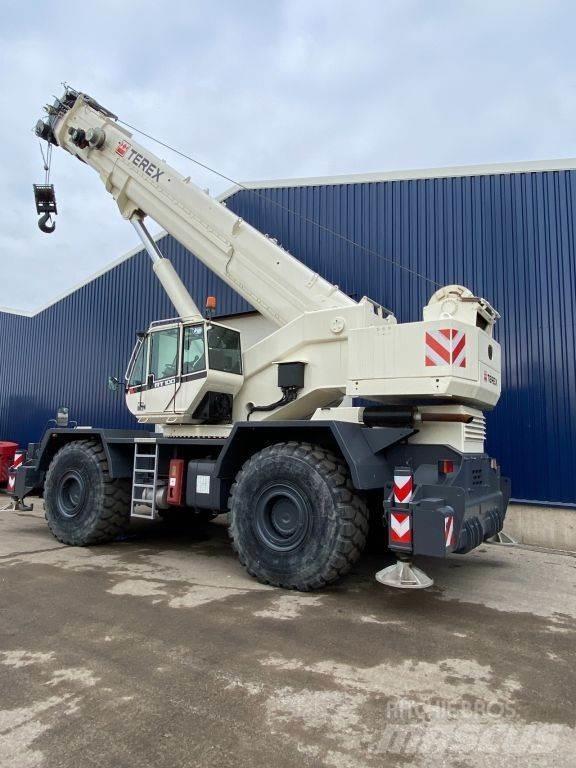 Terex RT 100 Jeřáby pro těžký terén
