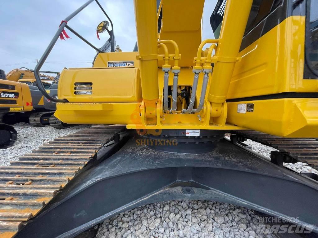 Komatsu PC 220-8M0 Pásová rýpadla