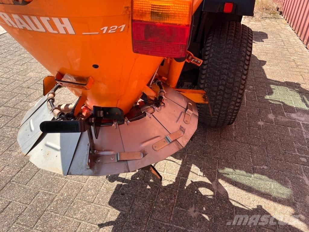Iseki TM 3215 AHL Kompaktní traktory