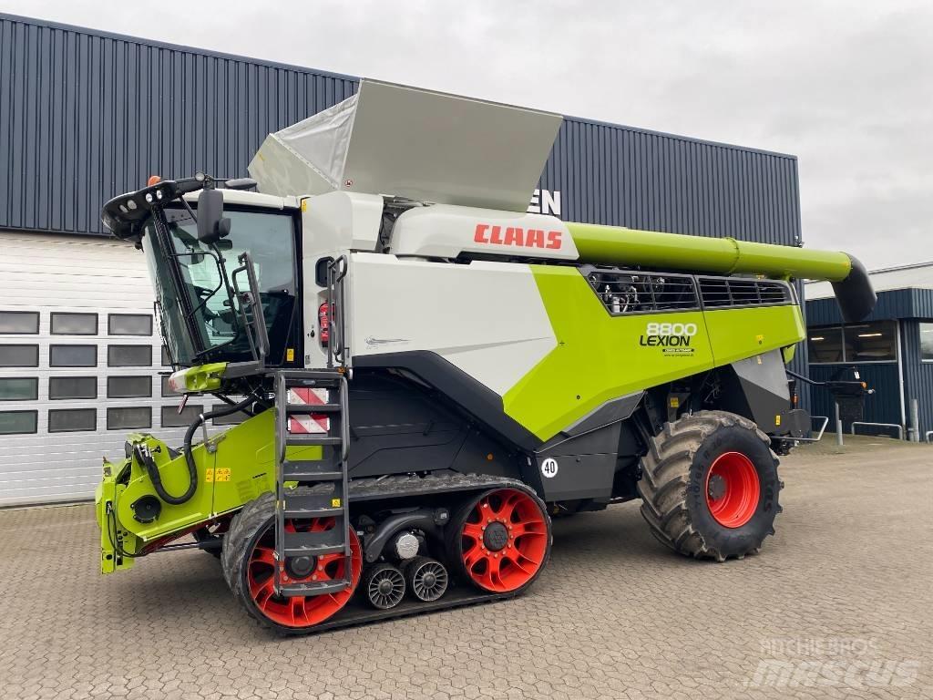 CLAAS Lexion 8800 TT Sklízecí mlátičky