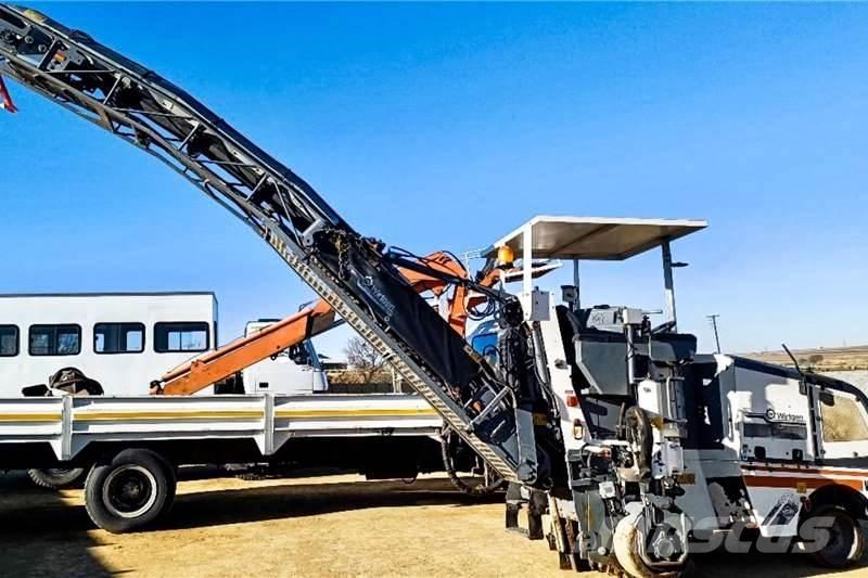 Wirtgen W50D Další