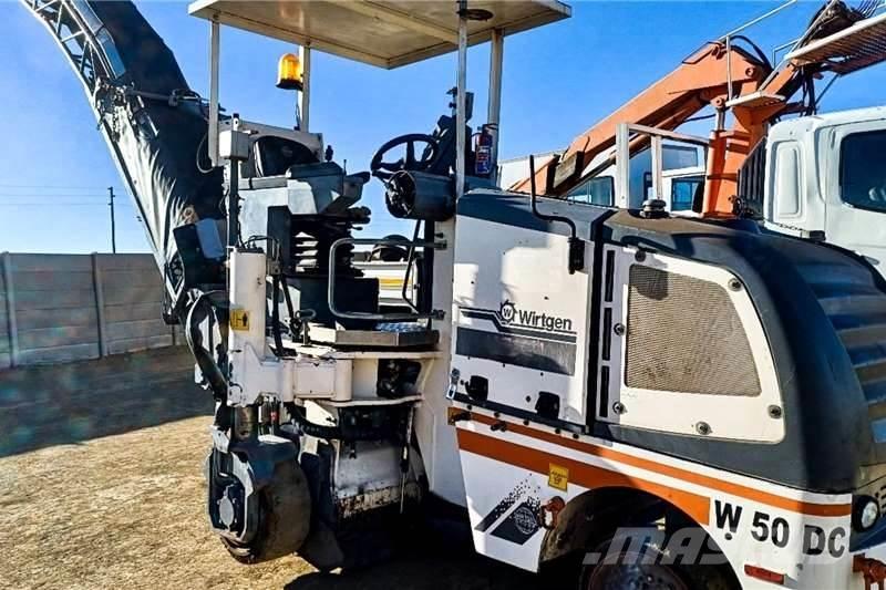Wirtgen W50D Další
