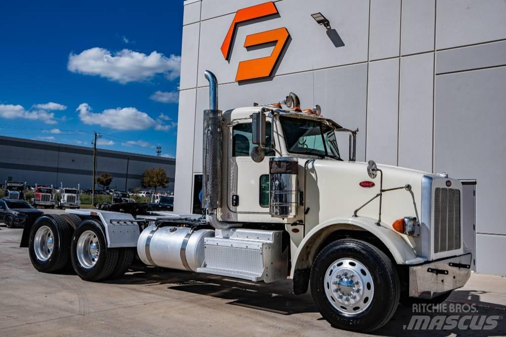 Peterbilt 367 Tahače